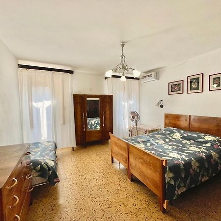 L'Encanto De Luna -Una Casa Autentica Comacchiese Comacchio Εξωτερικό φωτογραφία