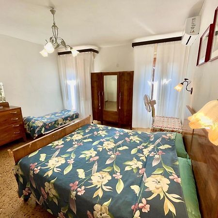 L'Encanto De Luna -Una Casa Autentica Comacchiese Comacchio Εξωτερικό φωτογραφία
